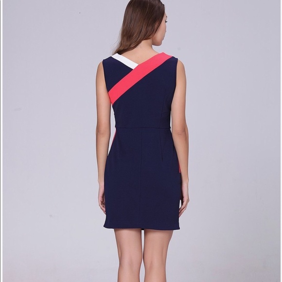 Color block Geometric Dress - Picture 3 of 5